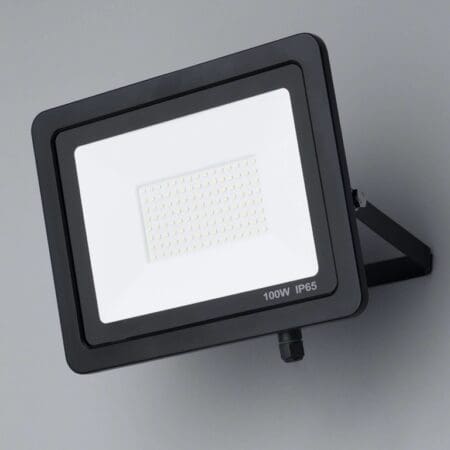 PIR for up to 100W Floodlight