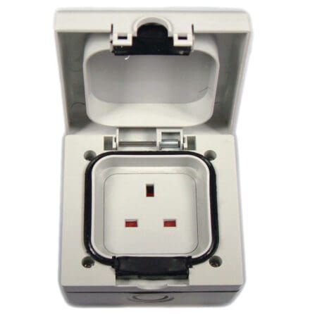 Outdoor IP66 13 Amp 1 Gang Socket