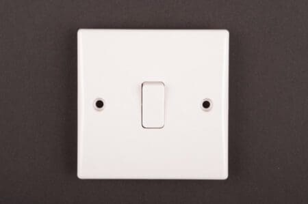 Slimline 10A 1G 2way Switch to BS3676