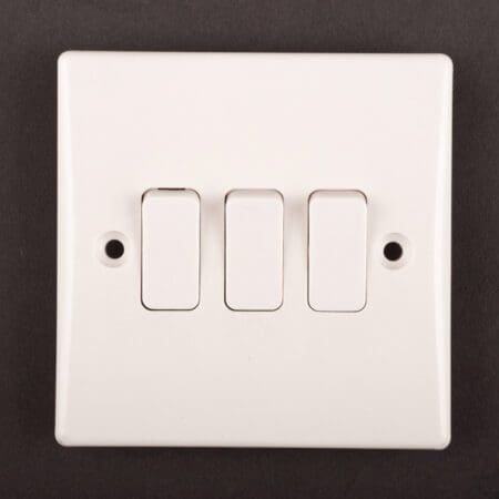 Slimline 10A 3G 2way Switch to BS3676